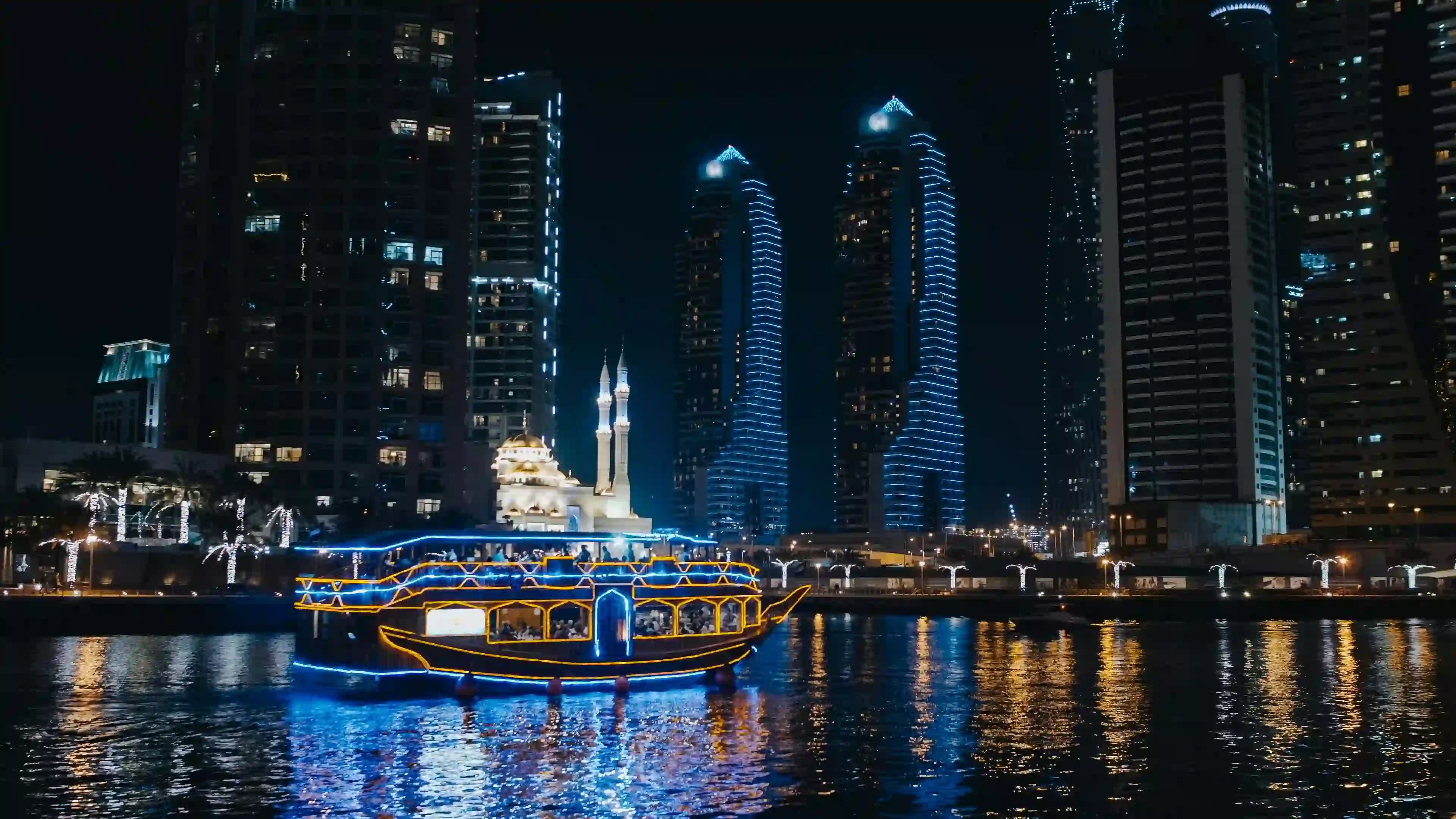 Dhow Cruise Dubai
